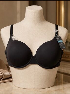 NWT Black Underwire Bra with Seamless Molded Cups